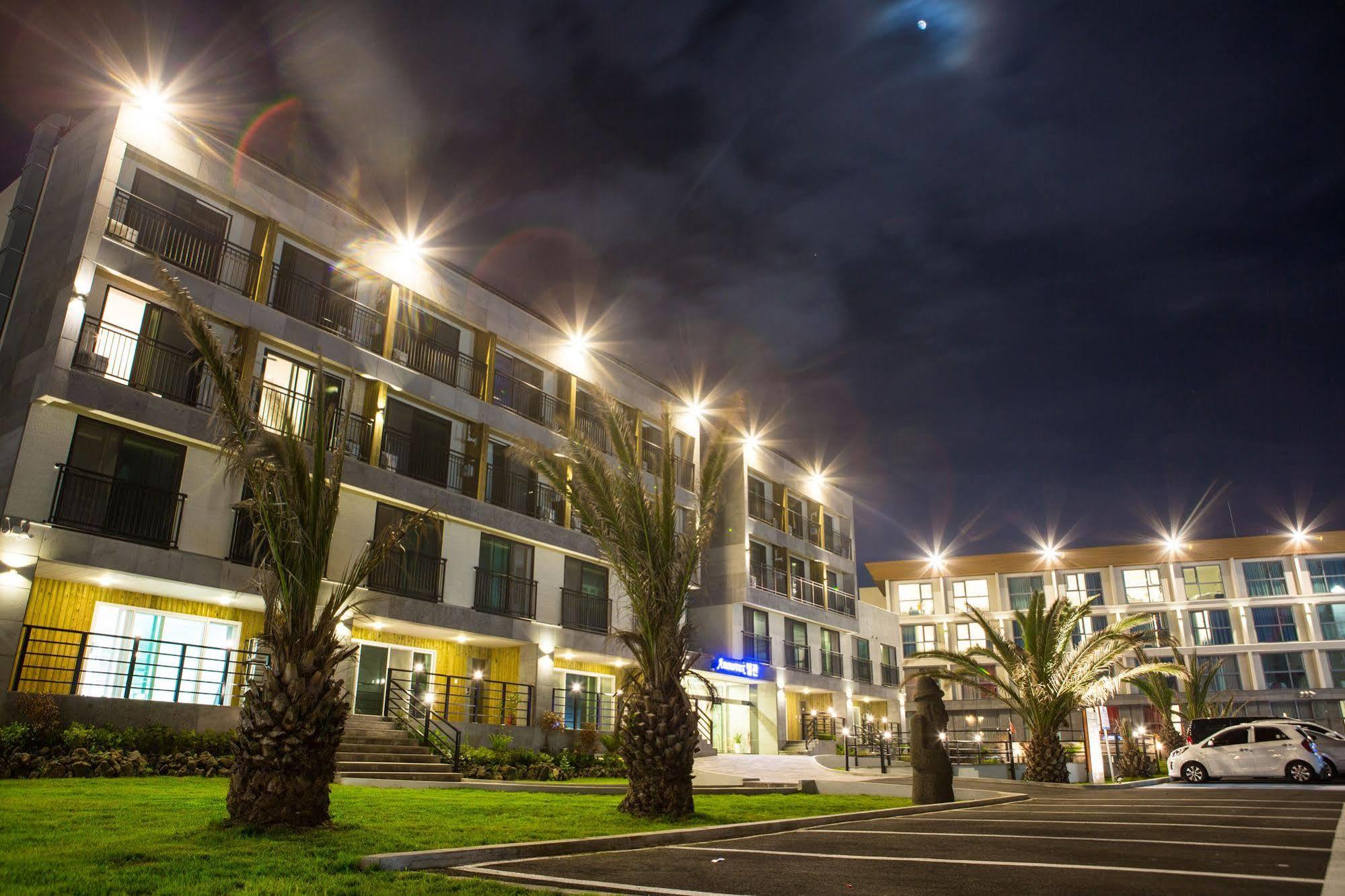 Amoureux Resort Jeju Exterior photo